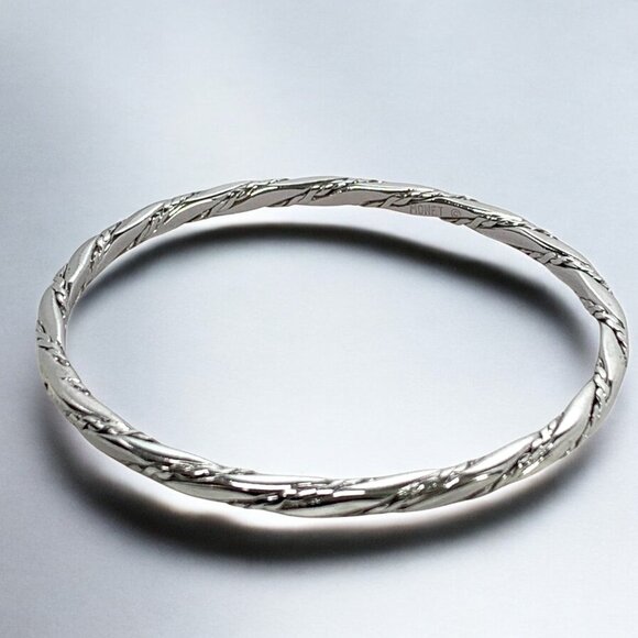 Vintage 1960s Monet Silver Tone Braided Rope Twist Bangle 2.5" Wide - Picture 4 of 6